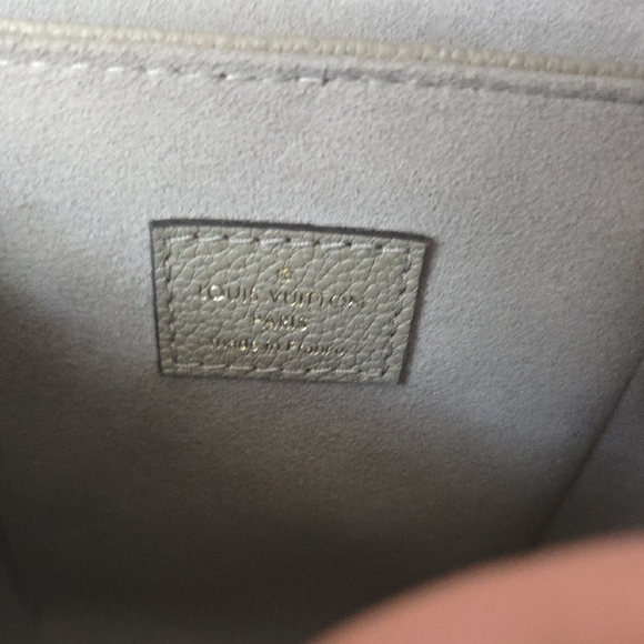 Louis Vuitton Mini Backpack - Picture 4 of 14